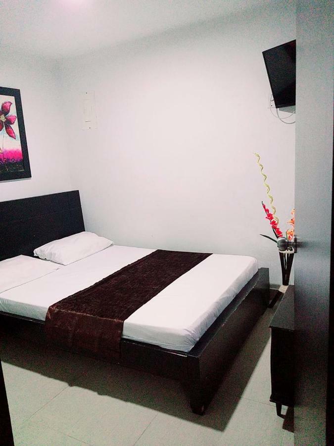 Hotel Bulerias 33 Medellin Luaran gambar