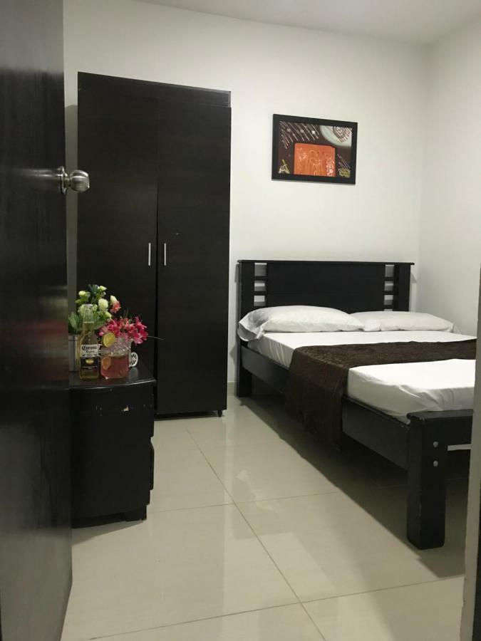 Hotel Bulerias 33 Medellin Luaran gambar