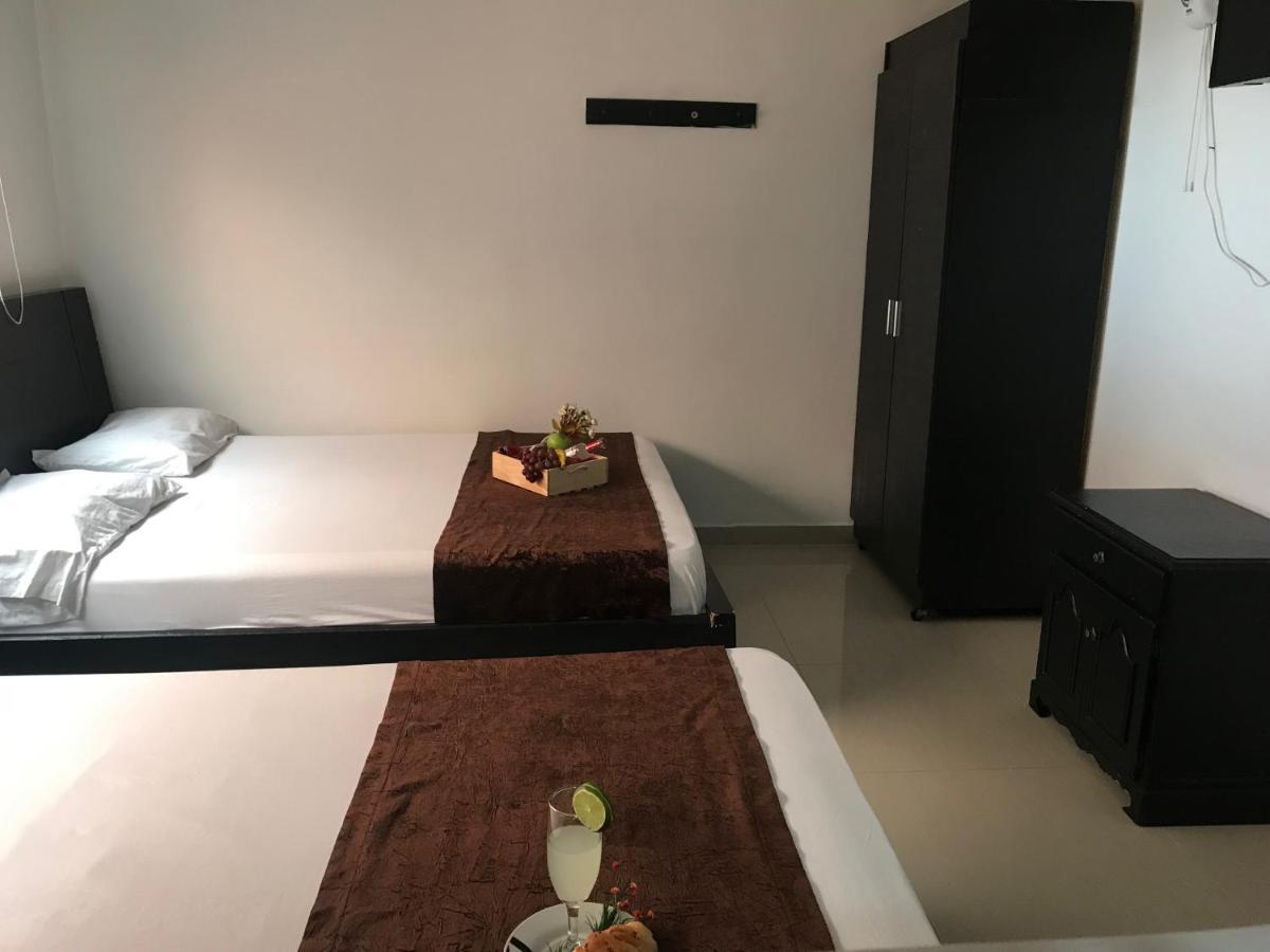 Hotel Bulerias 33 Medellin Luaran gambar